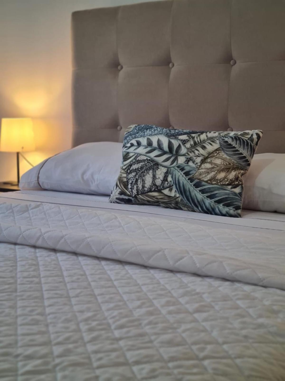 Harbour'S Way, Spacious And Cosy Apartment, With Ac Ольян Экстерьер фото